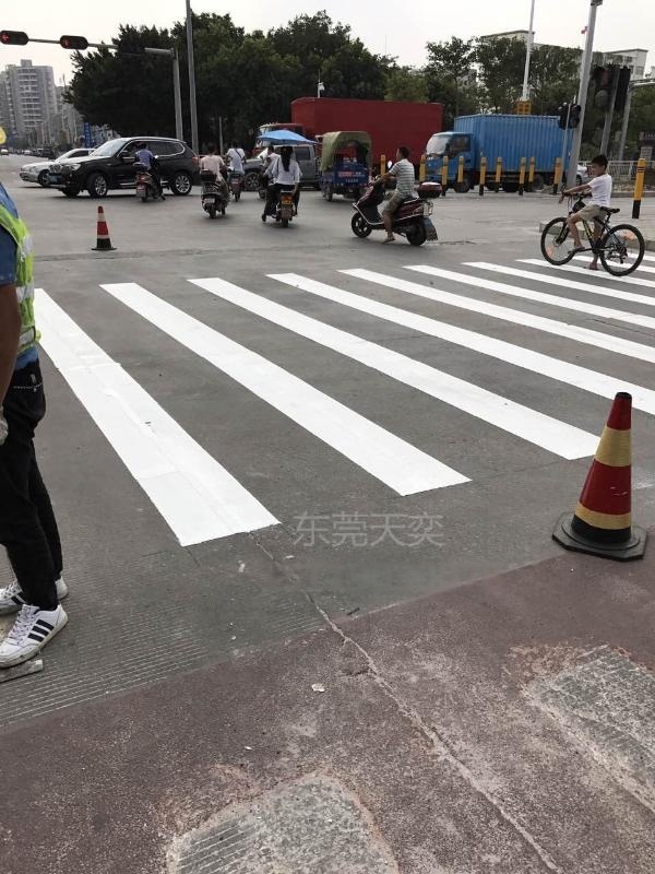 道路划线工程交通划线工程小区停车场厂区划线工程