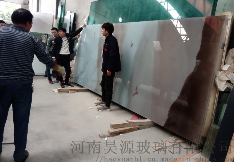 郑州超大版夹丝夹绢玻璃厂家