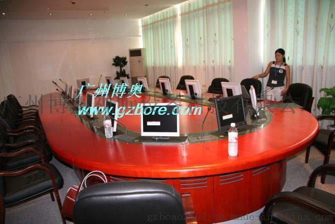 广州博奥商务大型液晶屏升降会议桌
